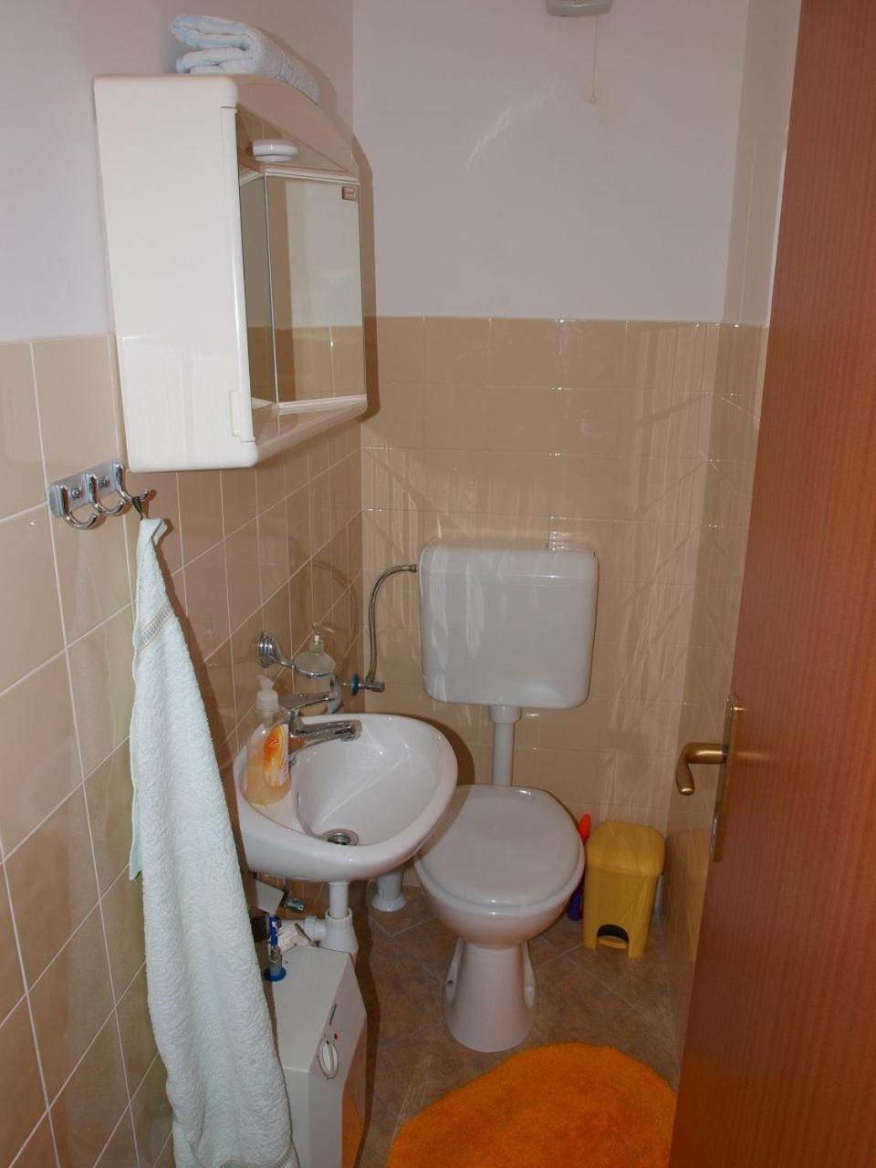 Apartments Mirja - 100M From The Beach & Parking 特罗吉尔 外观 照片