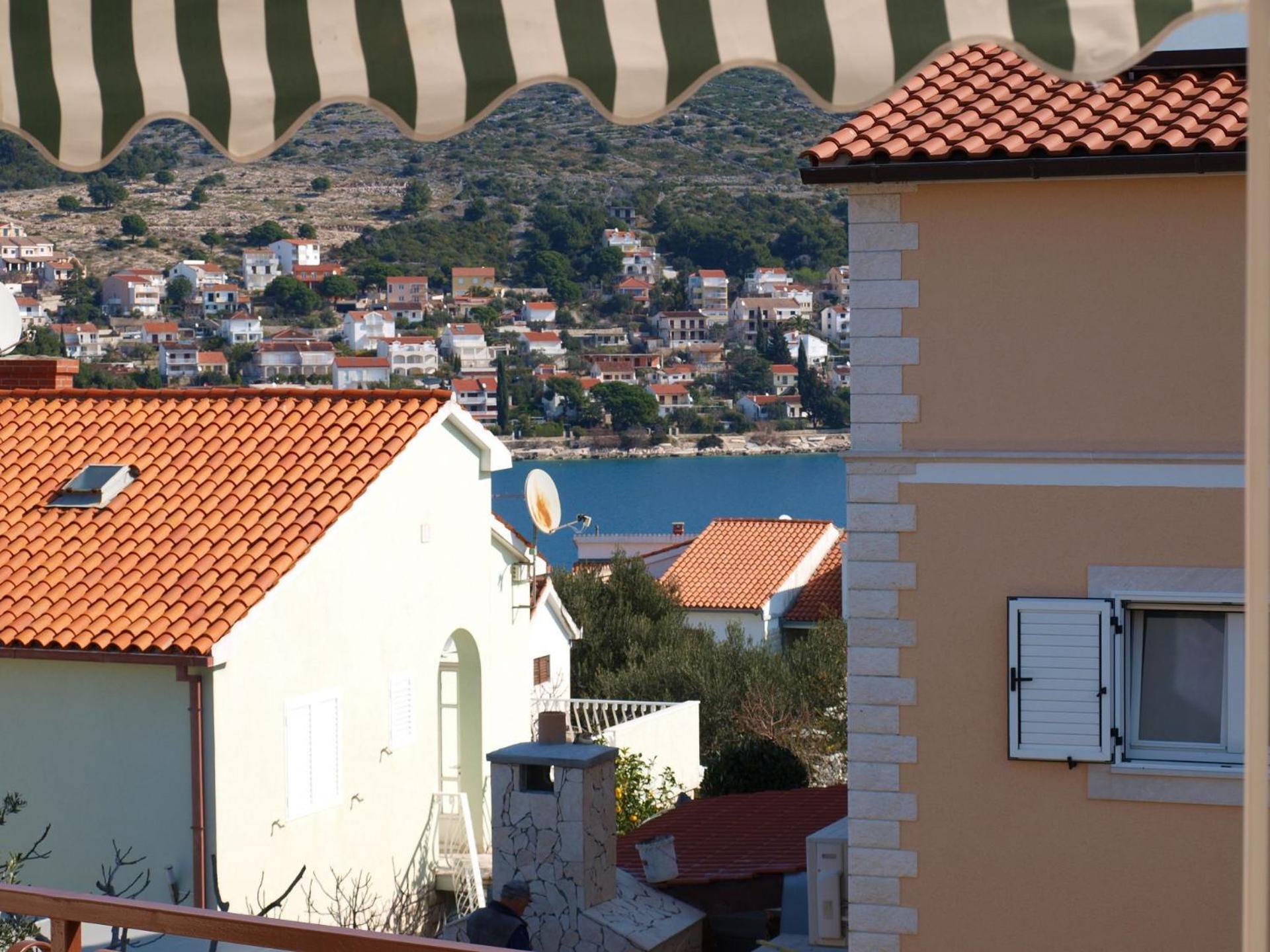 Apartments Mirja - 100M From The Beach & Parking 特罗吉尔 外观 照片